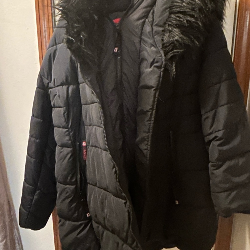 Beautiful Canada Weather Gear jacket